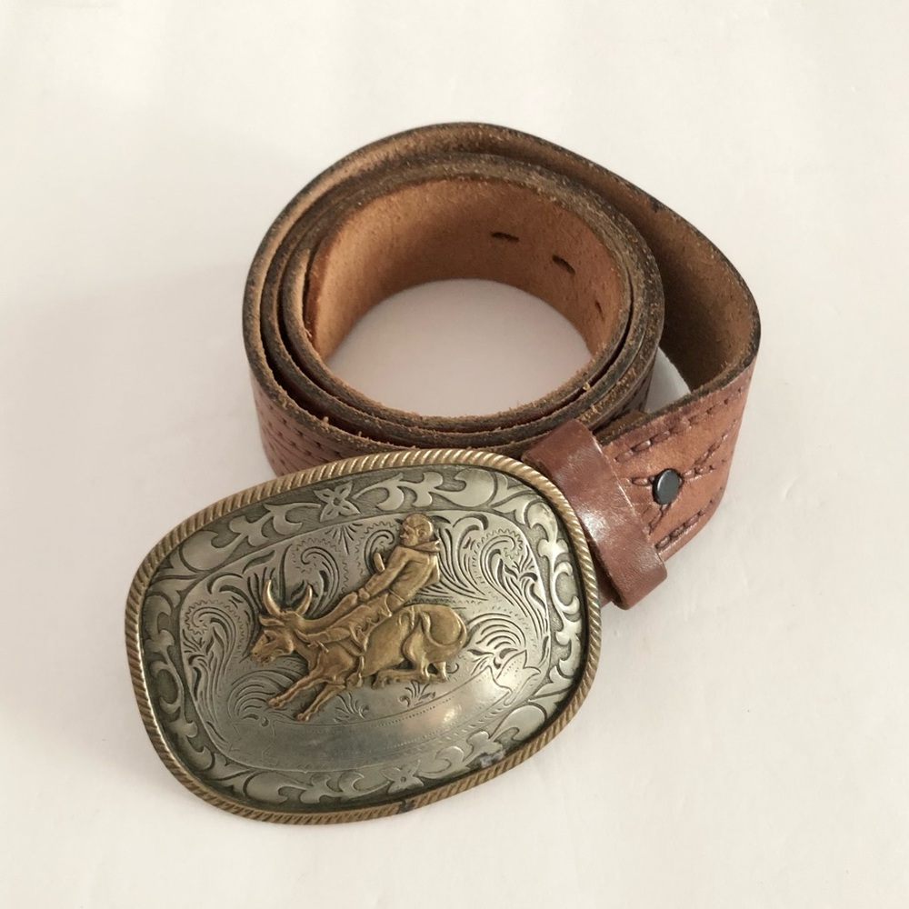 🔥Brown Leather Western Belt with Bull Rider Buckle